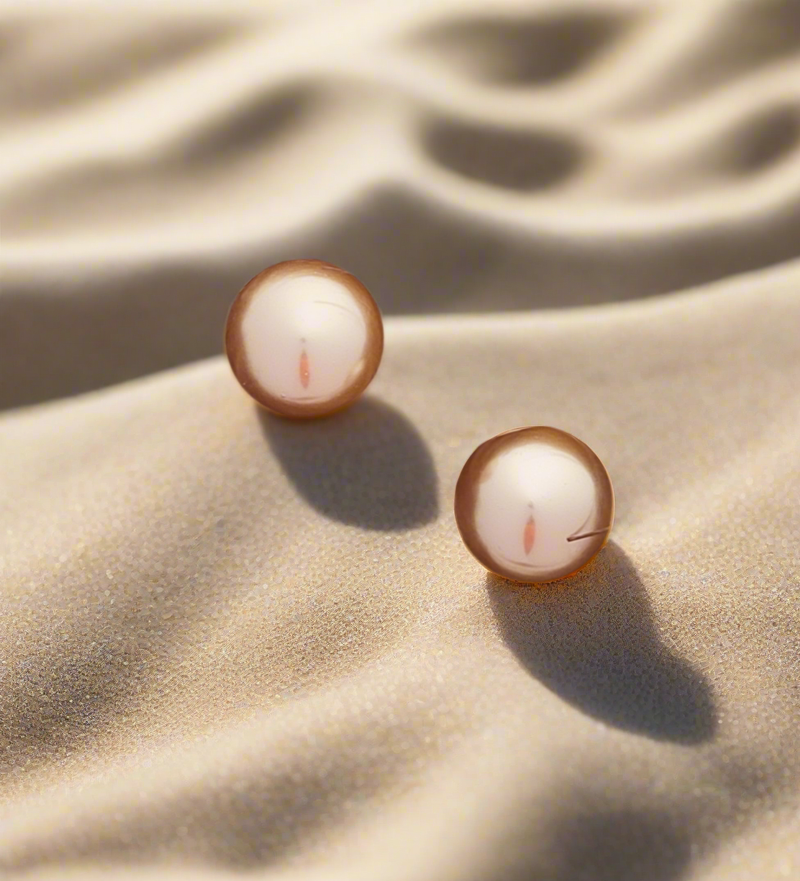 Classic shine pearl studs