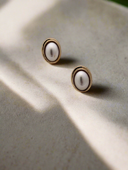 Classic Pearl stud earrings with bezel setting