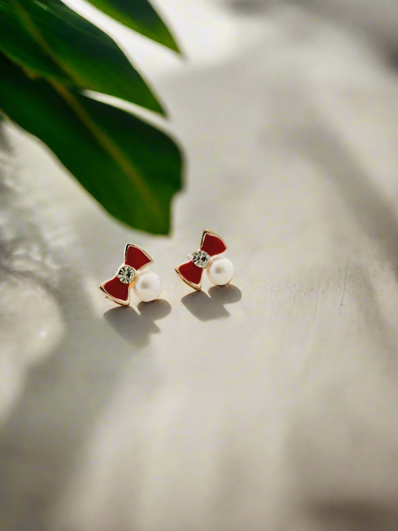 Enamelled Bow with a diamond  & pearl mini studs