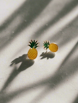 Enamelled pineapple mini studs